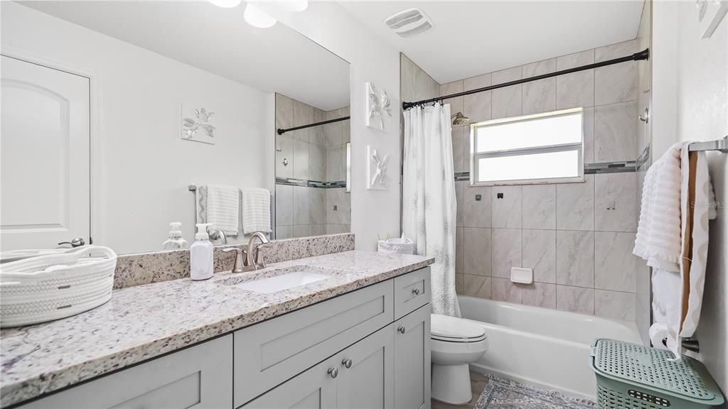 Activo con contrato: $650,000 (3 camas, 2 baños, 1683 Pies cuadrados)