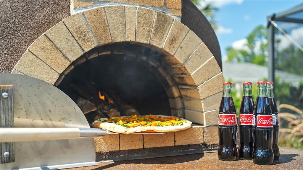 Activo con contrato: $650,000 (3 camas, 2 baños, 1683 Pies cuadrados)