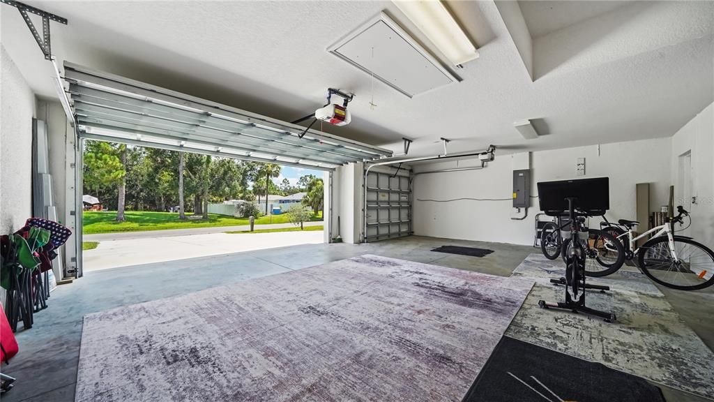 Activo con contrato: $650,000 (3 camas, 2 baños, 1683 Pies cuadrados)