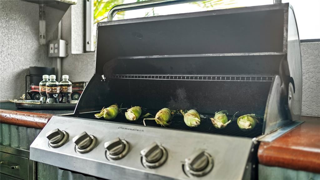 Activo con contrato: $650,000 (3 camas, 2 baños, 1683 Pies cuadrados)