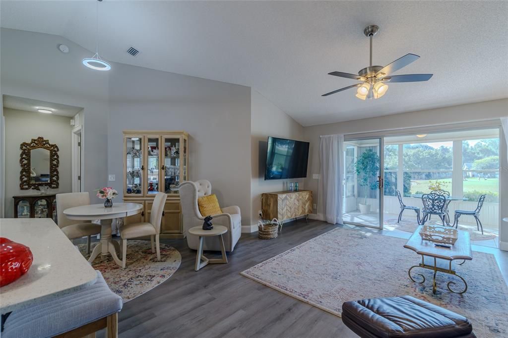 For Sale: $329,900 (2 beds, 2 baths, 1716 Square Feet)