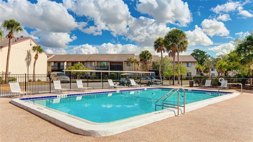 Active With Contract: $110,000 (2 beds, 1 baths, 912 Square Feet)