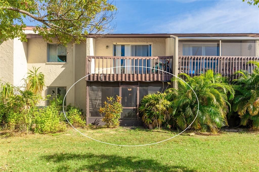 Active With Contract: $110,000 (2 beds, 1 baths, 912 Square Feet)