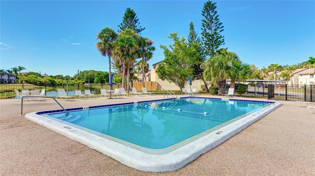 Active With Contract: $110,000 (2 beds, 1 baths, 912 Square Feet)