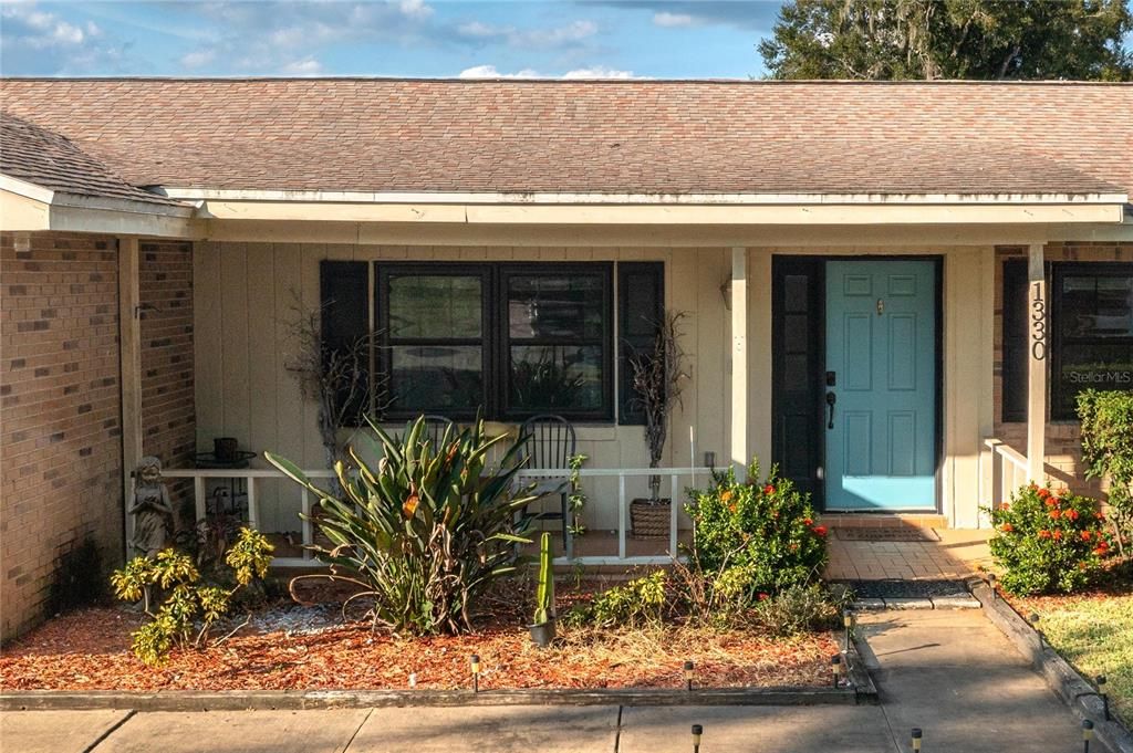 En Venta: $295,000 (4 camas, 2 baños, 1864 Pies cuadrados)