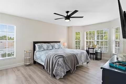 合同活跃: $6,000 (3 贝兹, 2 浴室, 1606 平方英尺)