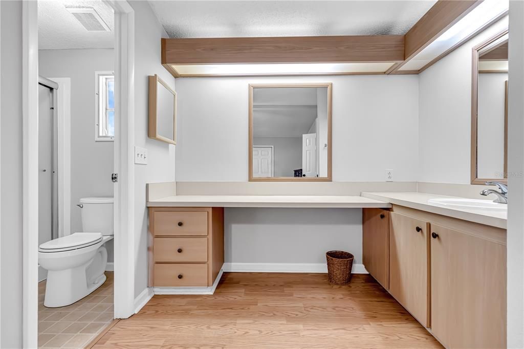 待售: $234,500 (2 贝兹, 2 浴室, 1248 平方英尺)