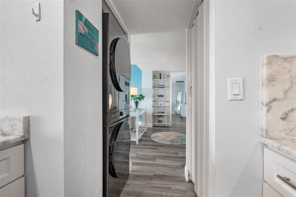 待售: $524,000 (2 贝兹, 2 浴室, 1331 平方英尺)