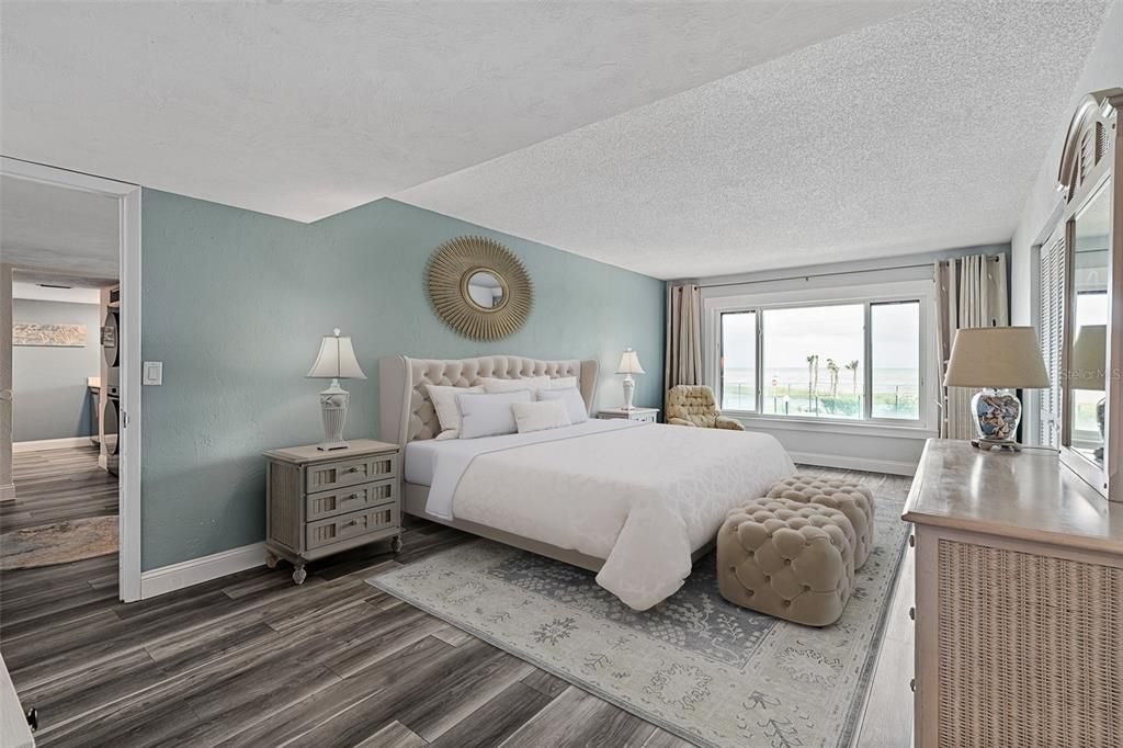 待售: $524,000 (2 贝兹, 2 浴室, 1331 平方英尺)