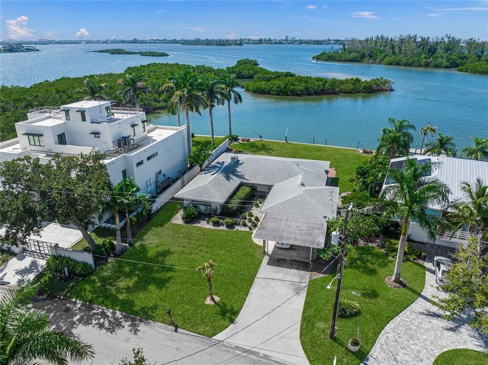 For Sale: $3,500,000 (0.37 acres)