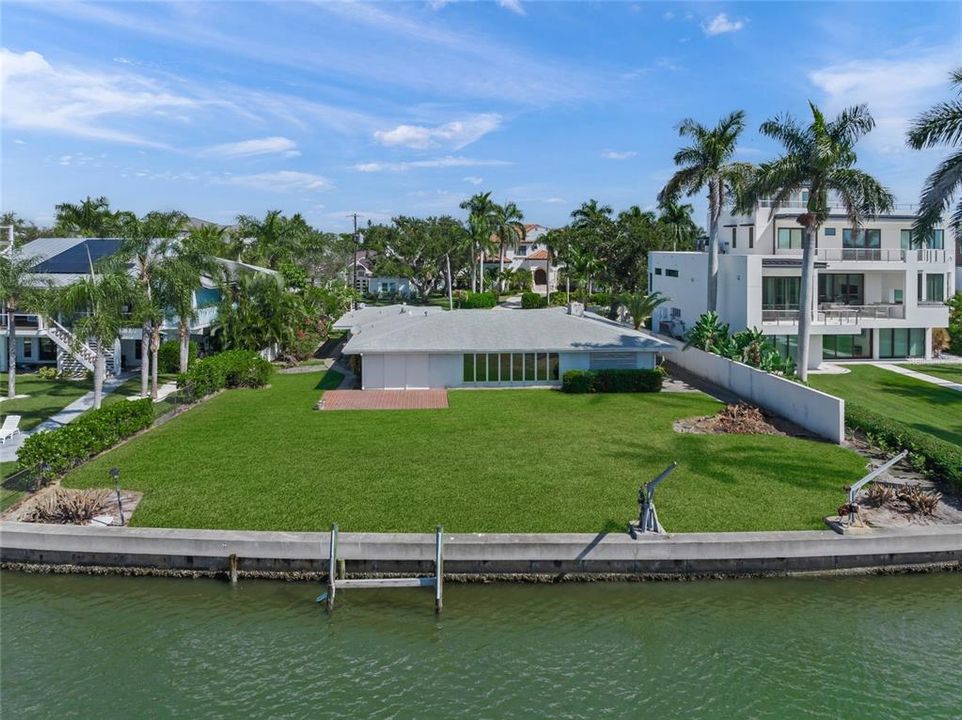 For Sale: $3,500,000 (0.37 acres)