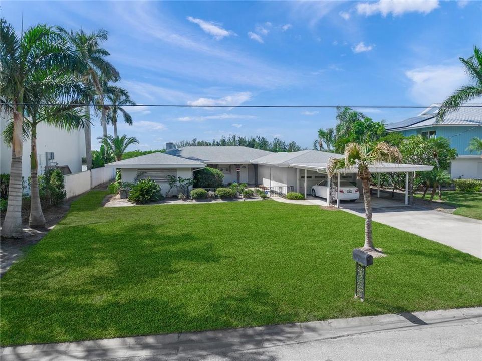 For Sale: $3,500,000 (0.37 acres)