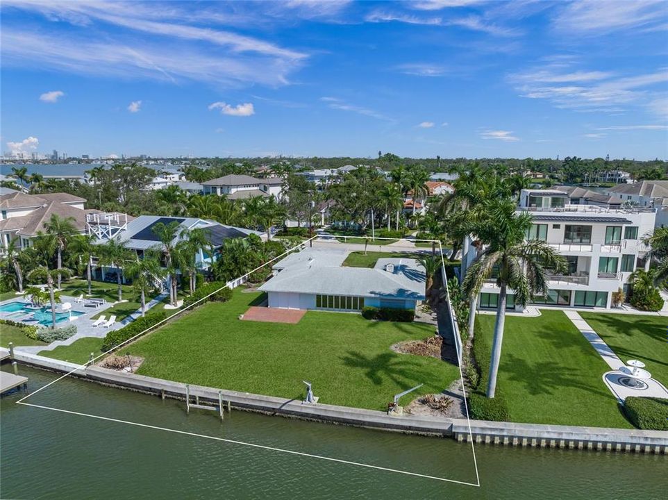 For Sale: $3,500,000 (0.37 acres)