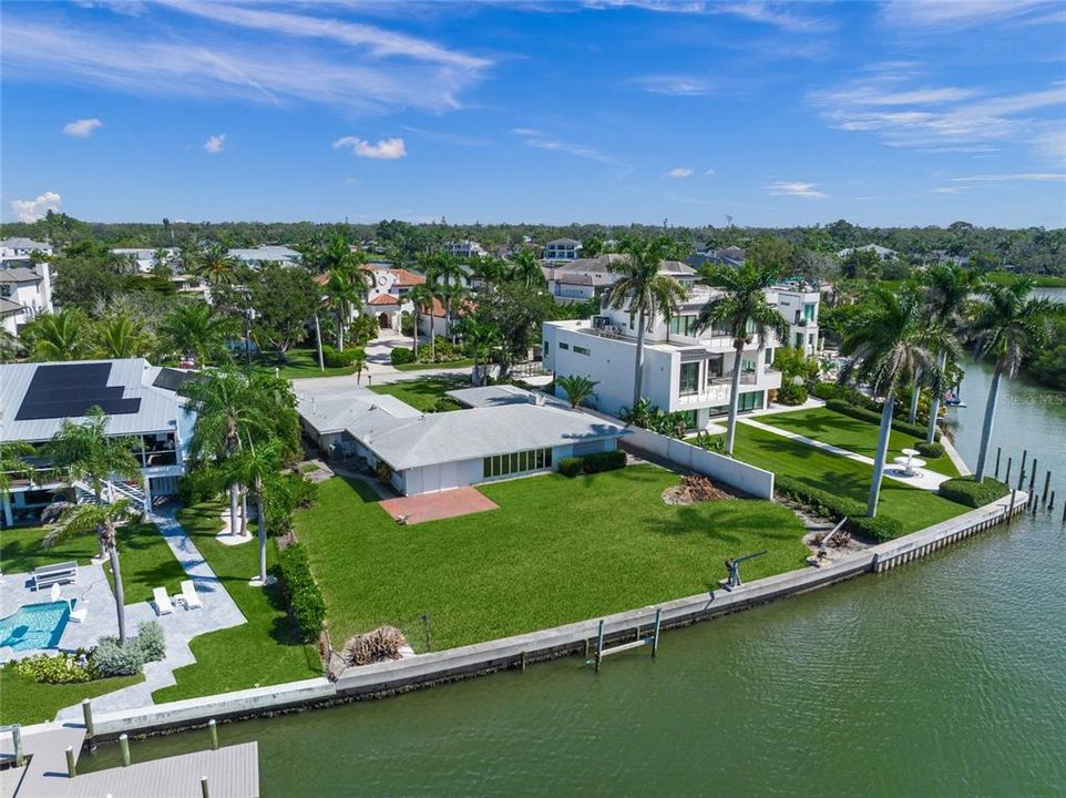 For Sale: $3,500,000 (0.37 acres)