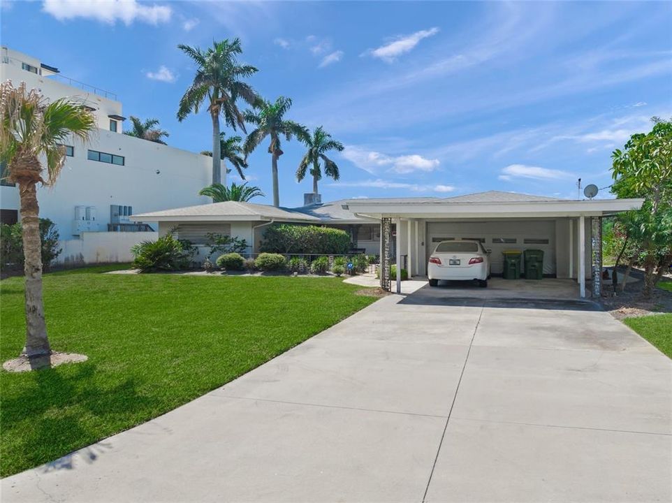 For Sale: $3,500,000 (0.37 acres)