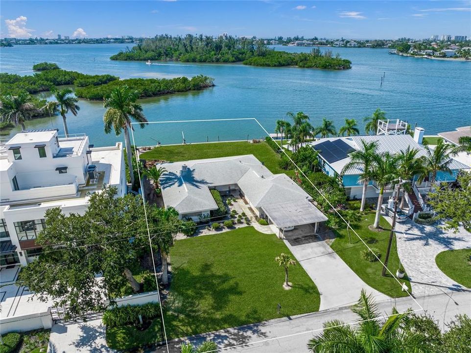 For Sale: $3,500,000 (0.37 acres)