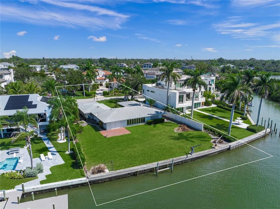 For Sale: $3,500,000 (0.37 acres)