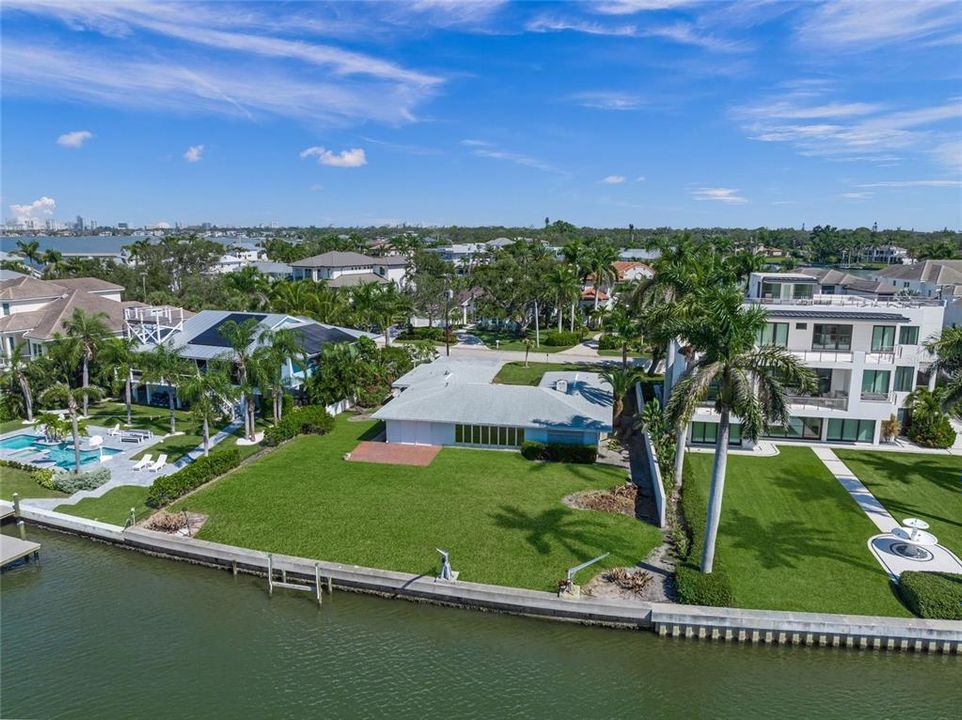 For Sale: $3,500,000 (0.37 acres)