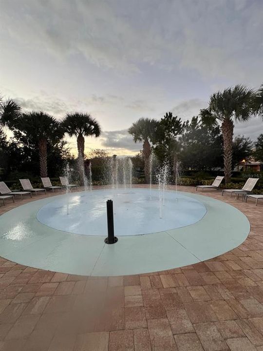 For Rent: $2,750 (3 beds, 2 baths, 1905 Square Feet)