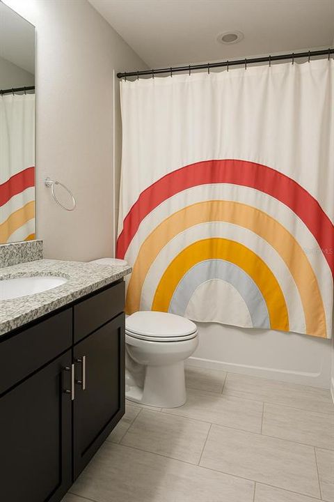 For Rent: $2,750 (3 beds, 2 baths, 1905 Square Feet)