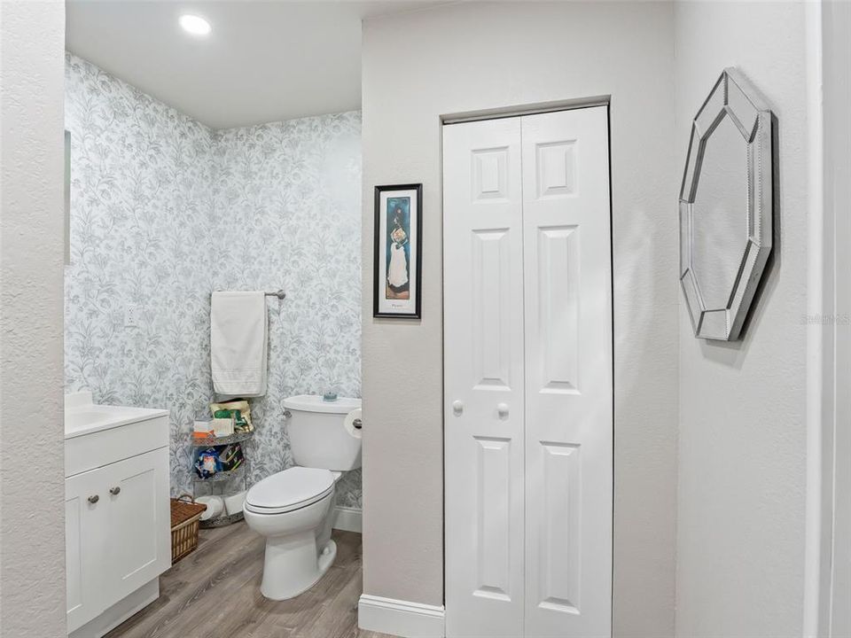 待售: $575,000 (3 贝兹, 2 浴室, 1342 平方英尺)