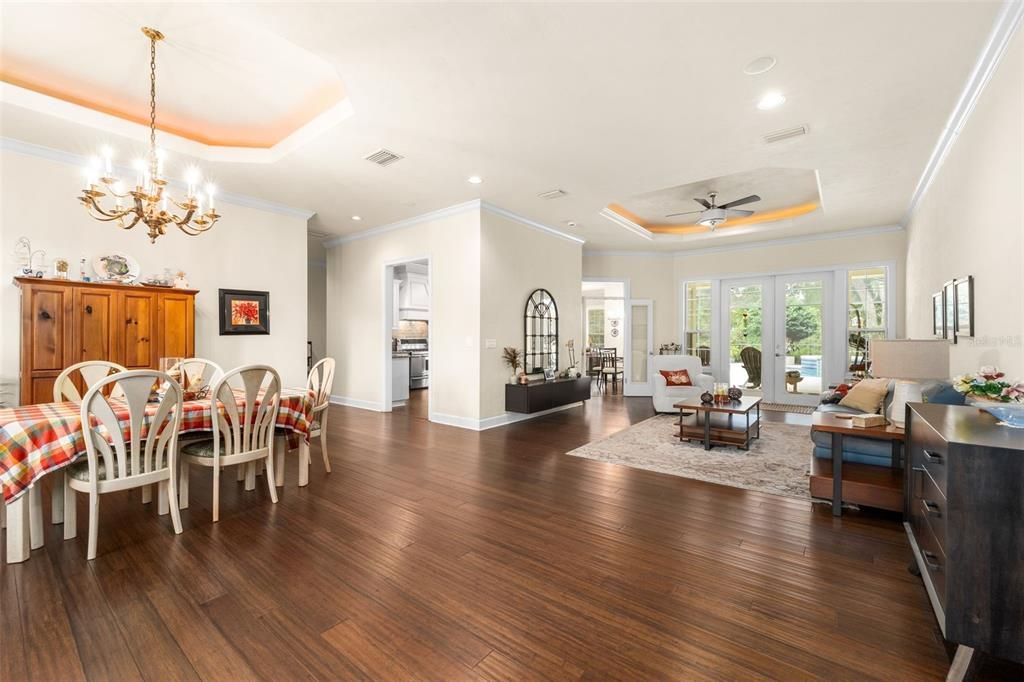 For Sale: $949,900 (4 beds, 3 baths, 3284 Square Feet)