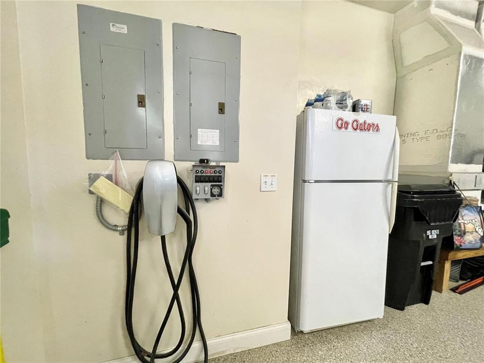 For Sale: $949,900 (4 beds, 3 baths, 3284 Square Feet)