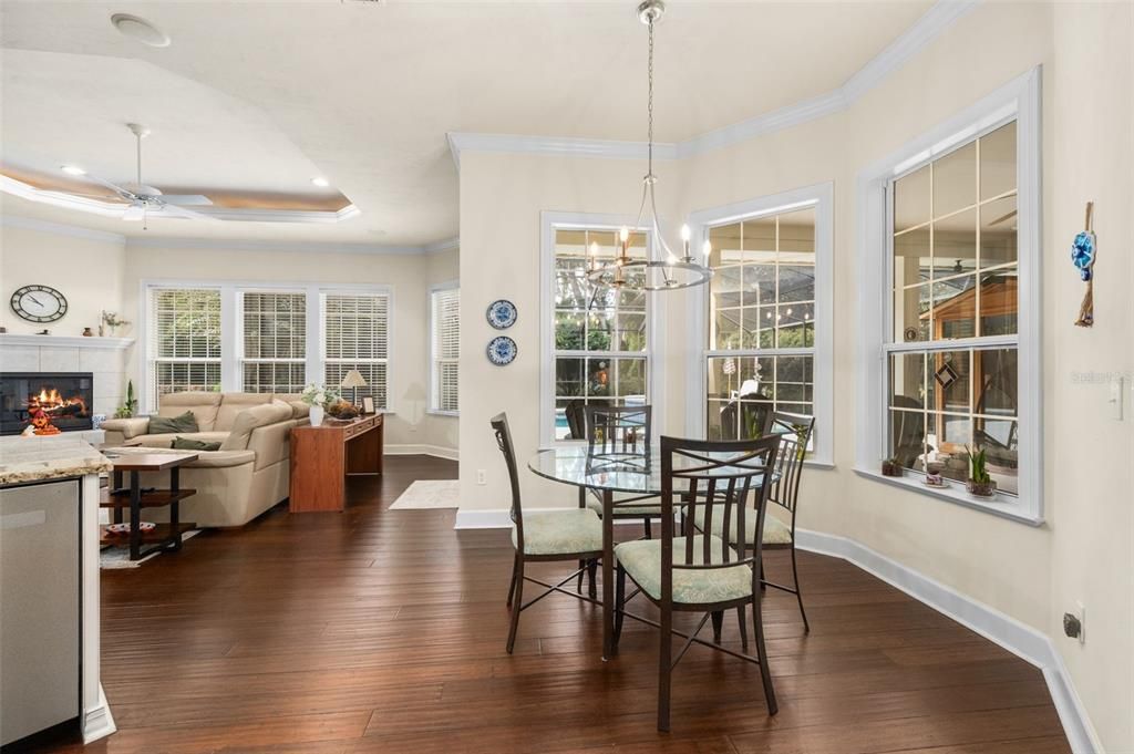 For Sale: $949,900 (4 beds, 3 baths, 3284 Square Feet)