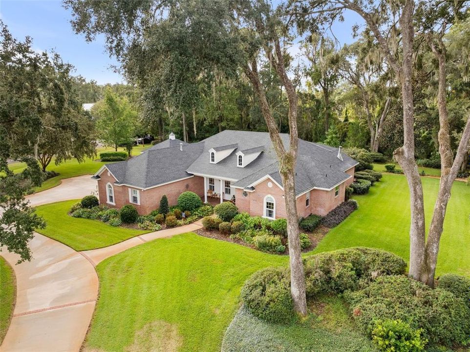 For Sale: $949,900 (4 beds, 3 baths, 3284 Square Feet)