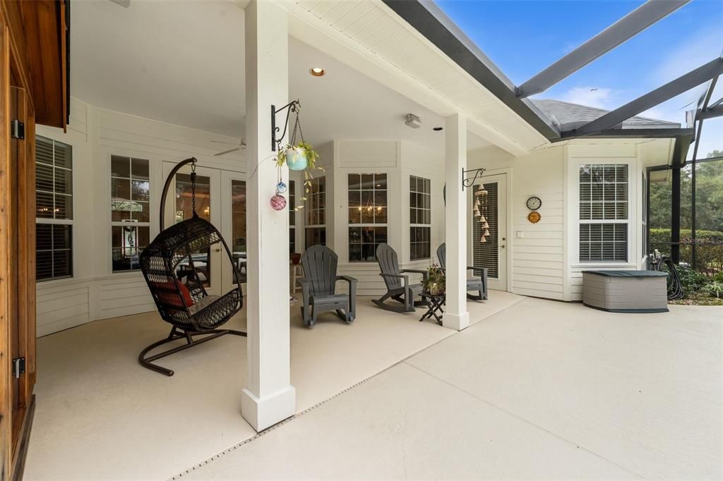 For Sale: $949,900 (4 beds, 3 baths, 3284 Square Feet)