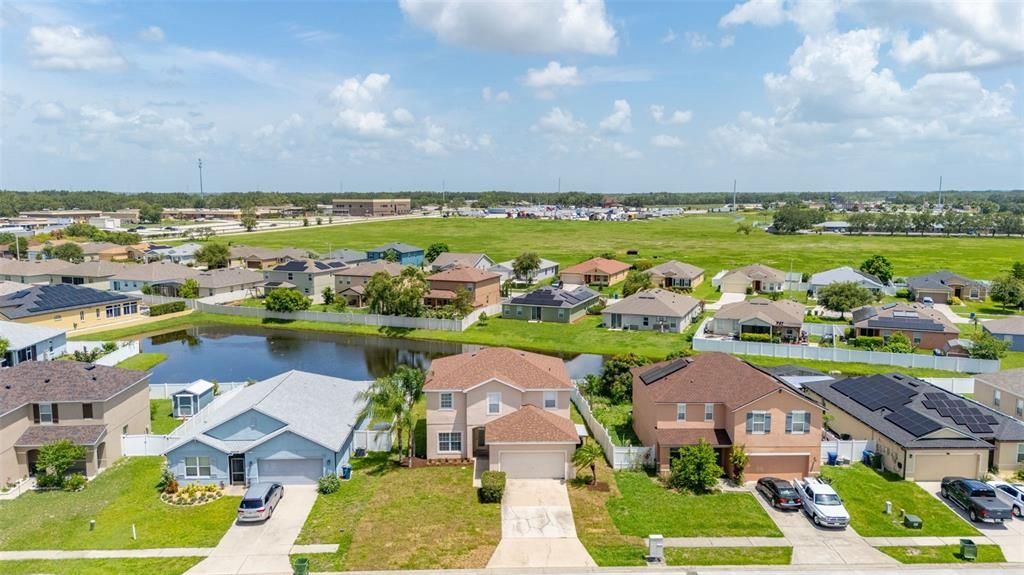 待售: $345,900 (4 贝兹, 3 浴室, 2357 平方英尺)