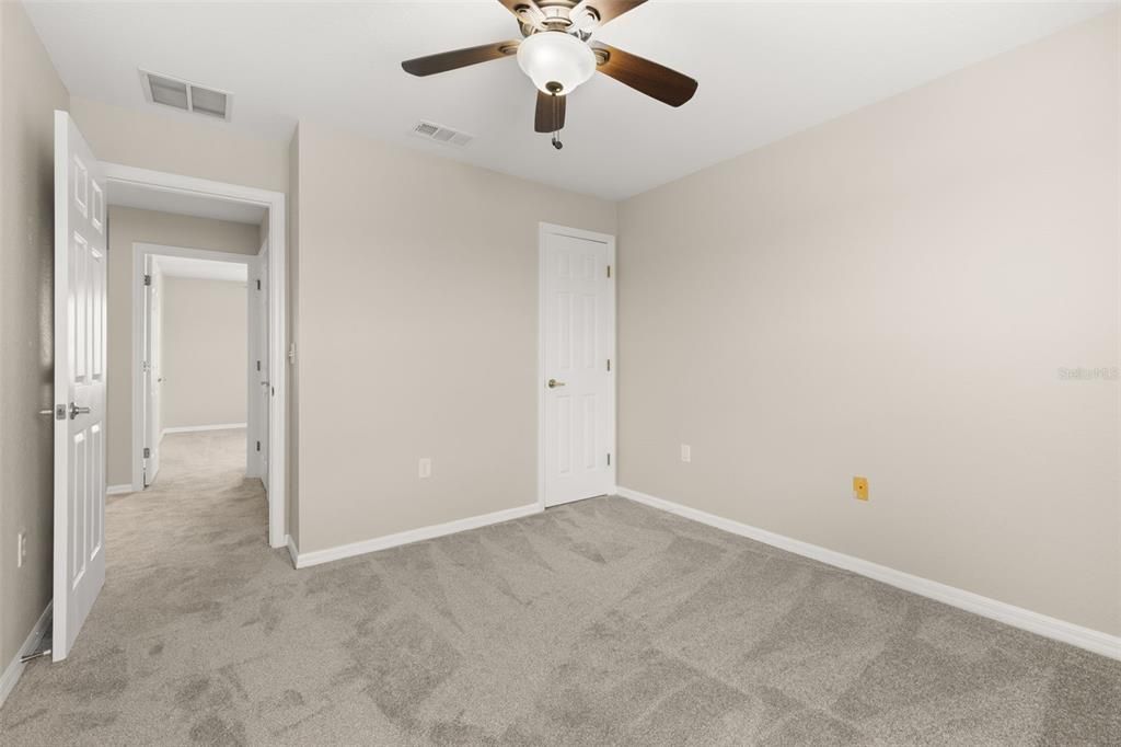 待售: $345,900 (4 贝兹, 3 浴室, 2357 平方英尺)