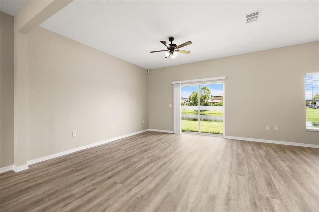 待售: $345,900 (4 贝兹, 3 浴室, 2357 平方英尺)