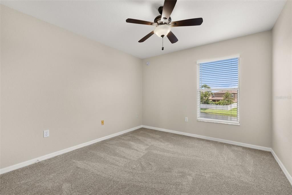 待售: $345,900 (4 贝兹, 3 浴室, 2357 平方英尺)