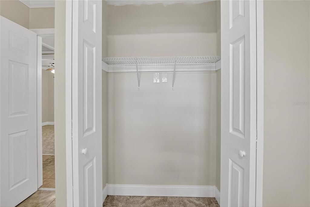 For Sale: $525,000 (3 beds, 2 baths, 1723 Square Feet)