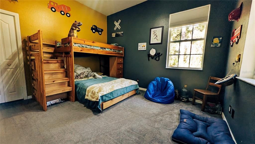 待售: $695,000 (5 贝兹, 3 浴室, 2915 平方英尺)