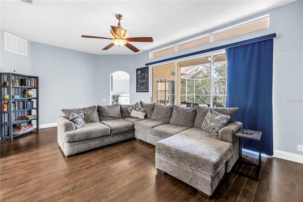 For Sale: $574,000 (3 beds, 2 baths, 1725 Square Feet)