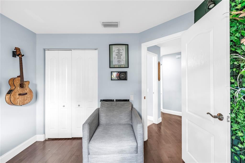 For Sale: $574,000 (3 beds, 2 baths, 1725 Square Feet)