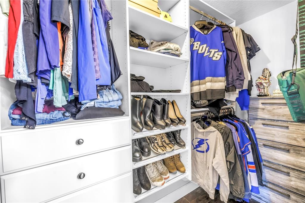 For Sale: $574,000 (3 beds, 2 baths, 1725 Square Feet)