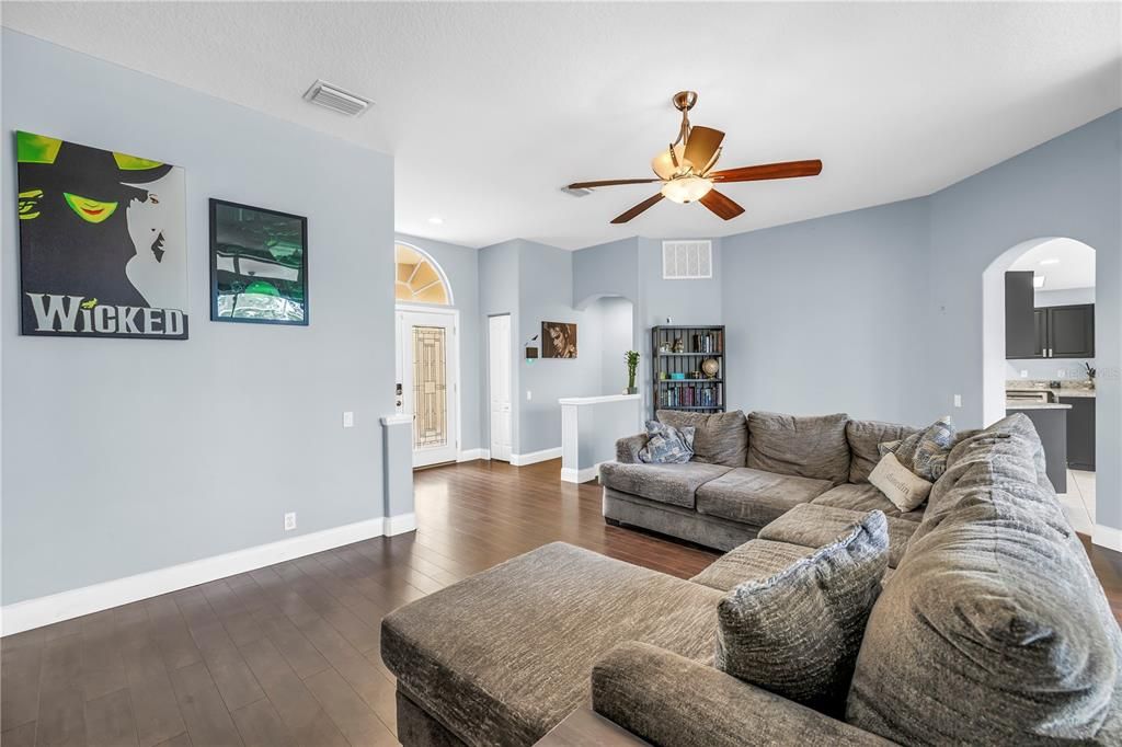 For Sale: $574,000 (3 beds, 2 baths, 1725 Square Feet)