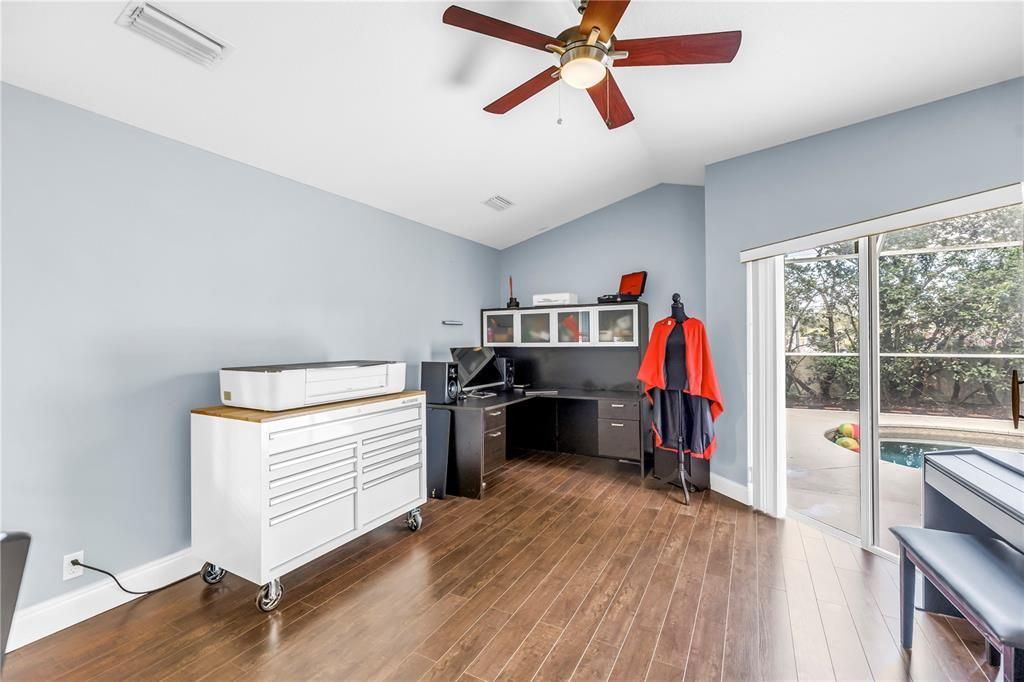 For Sale: $574,000 (3 beds, 2 baths, 1725 Square Feet)