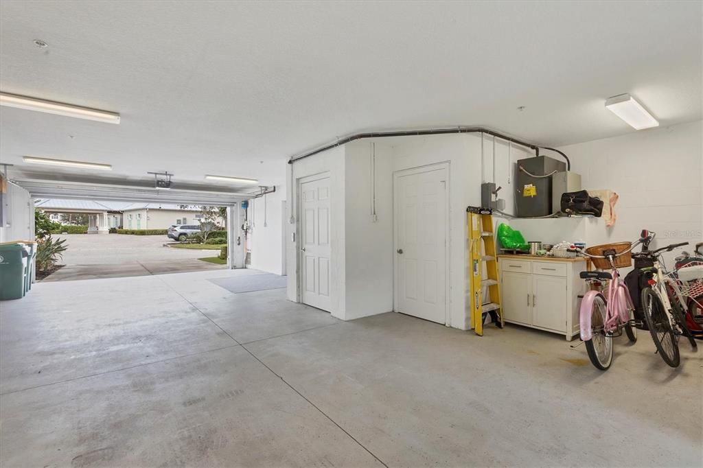 待售: $425,000 (3 贝兹, 2 浴室, 2248 平方英尺)