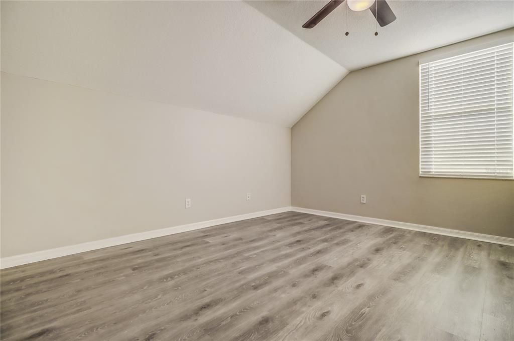 For Sale: $389,000 (4 beds, 2 baths, 2065 Square Feet)