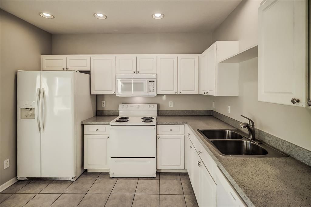 For Sale: $389,000 (4 beds, 2 baths, 2065 Square Feet)