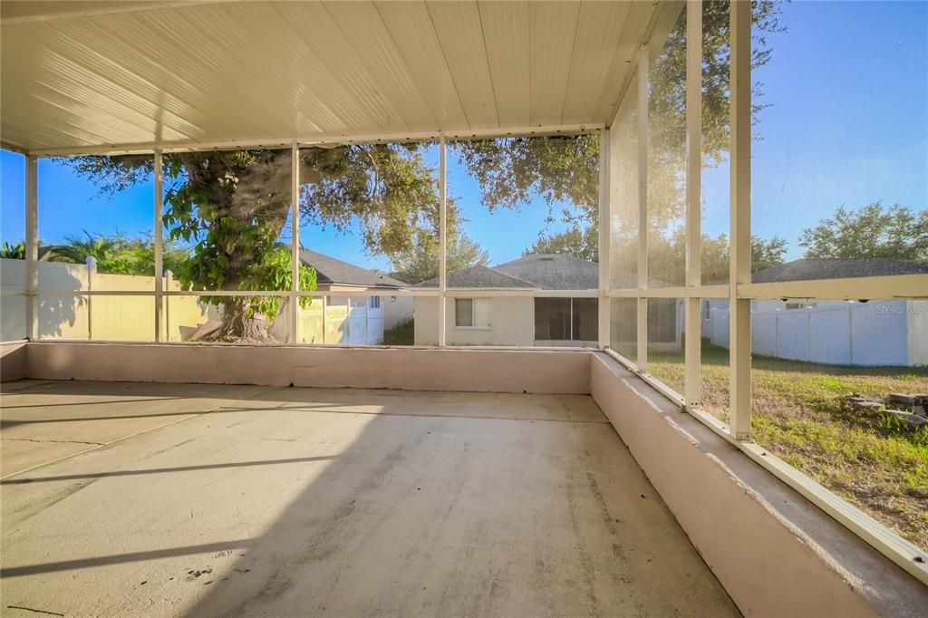 For Sale: $389,000 (4 beds, 2 baths, 2065 Square Feet)