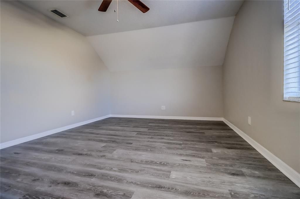 For Sale: $389,000 (4 beds, 2 baths, 2065 Square Feet)