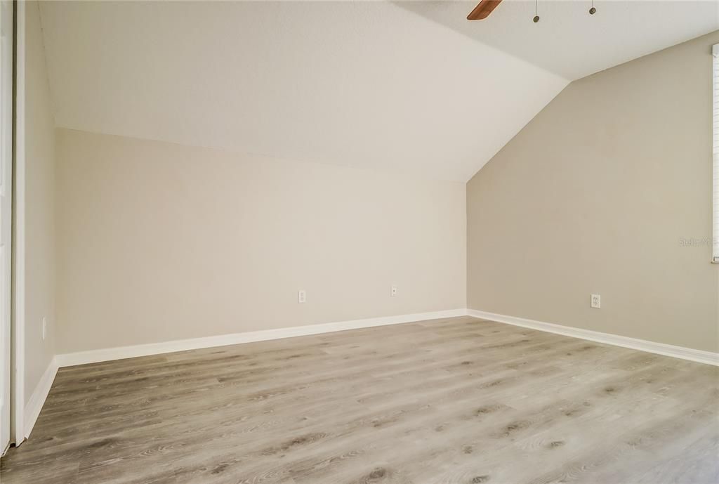 For Sale: $389,000 (4 beds, 2 baths, 2065 Square Feet)