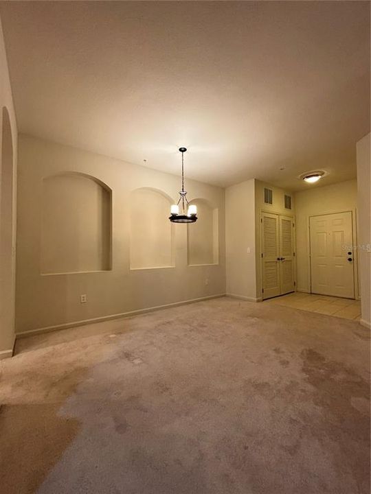 For Rent: $1,800 (3 beds, 2 baths, 1495 Square Feet)