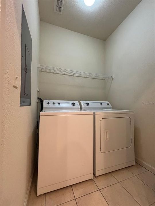 For Rent: $1,800 (3 beds, 2 baths, 1495 Square Feet)