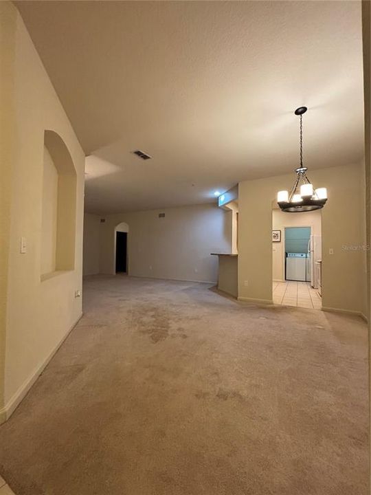 For Rent: $1,800 (3 beds, 2 baths, 1495 Square Feet)
